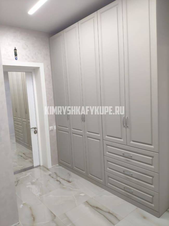 Распашные шкафы Кимры
