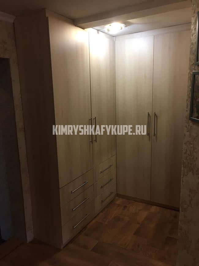 Шкафы угловые Кимры