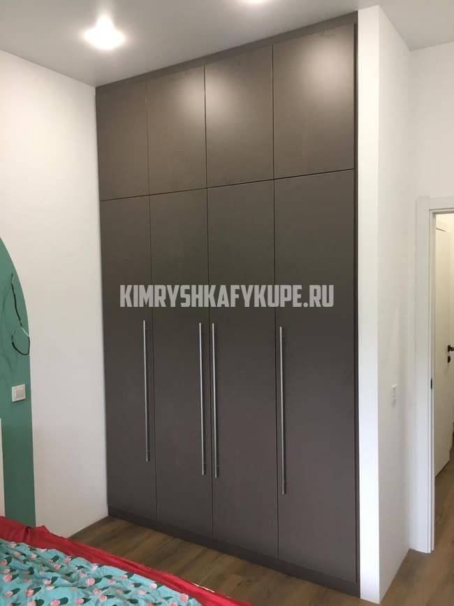 Шкафы в спальню Кимры