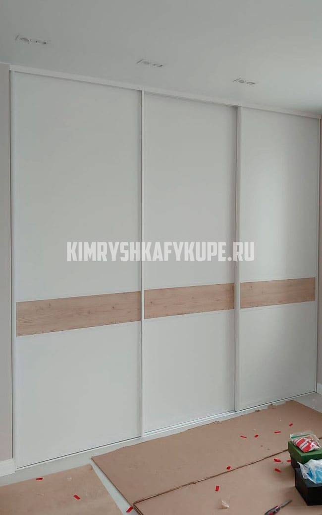 Шкафы в спальню Кимры