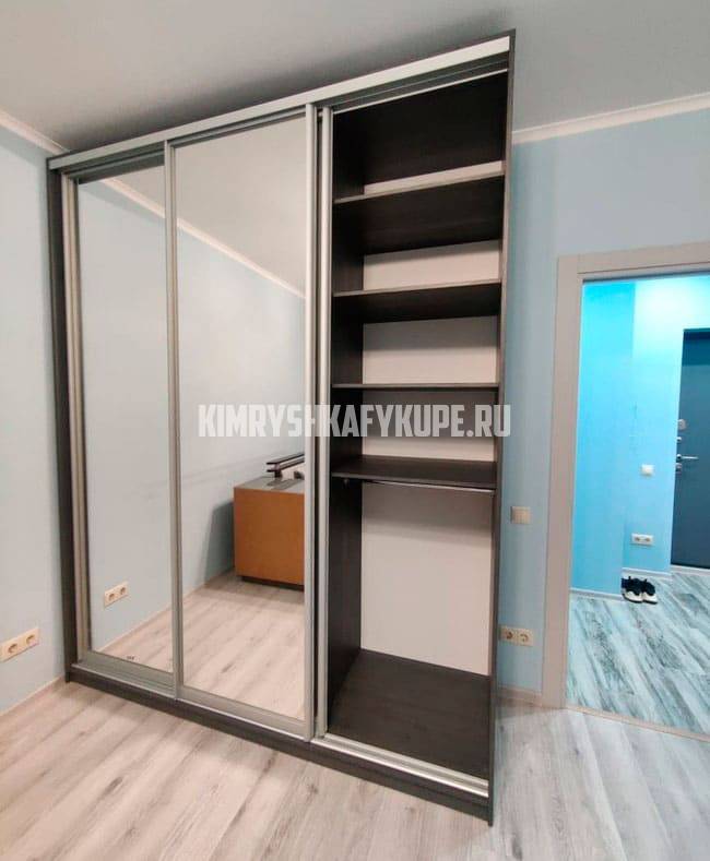 Шкафы в спальню Кимры